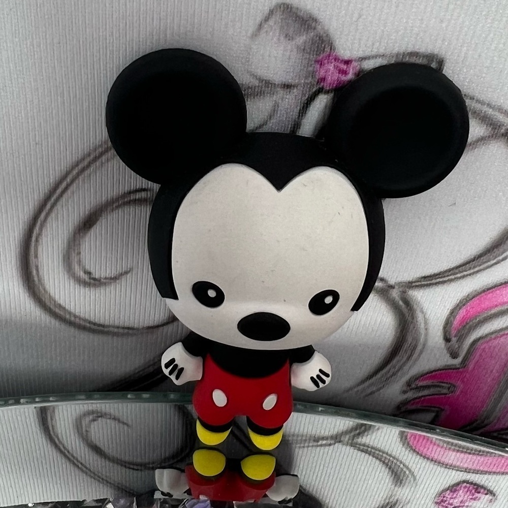 Disney magnet Mickey Mouse fridge magnet 🧲 cute 3D effect strong hold